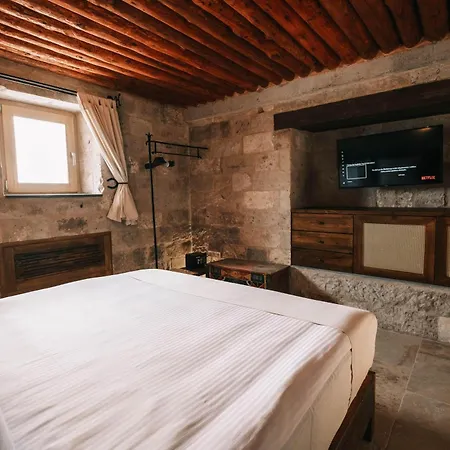 Millstone Cave Suites Hotel Uçhisar Exterior photo