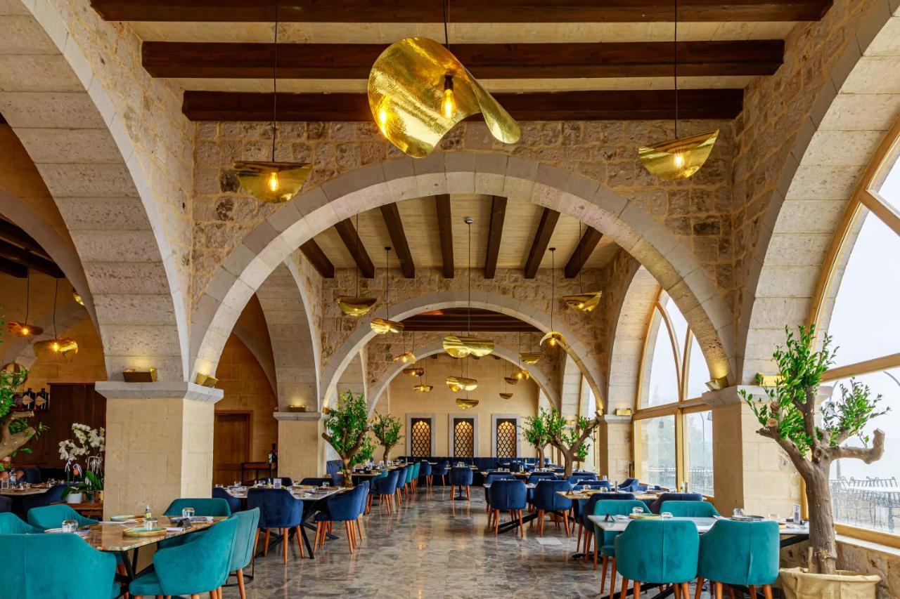 Millstone Cave Hotel