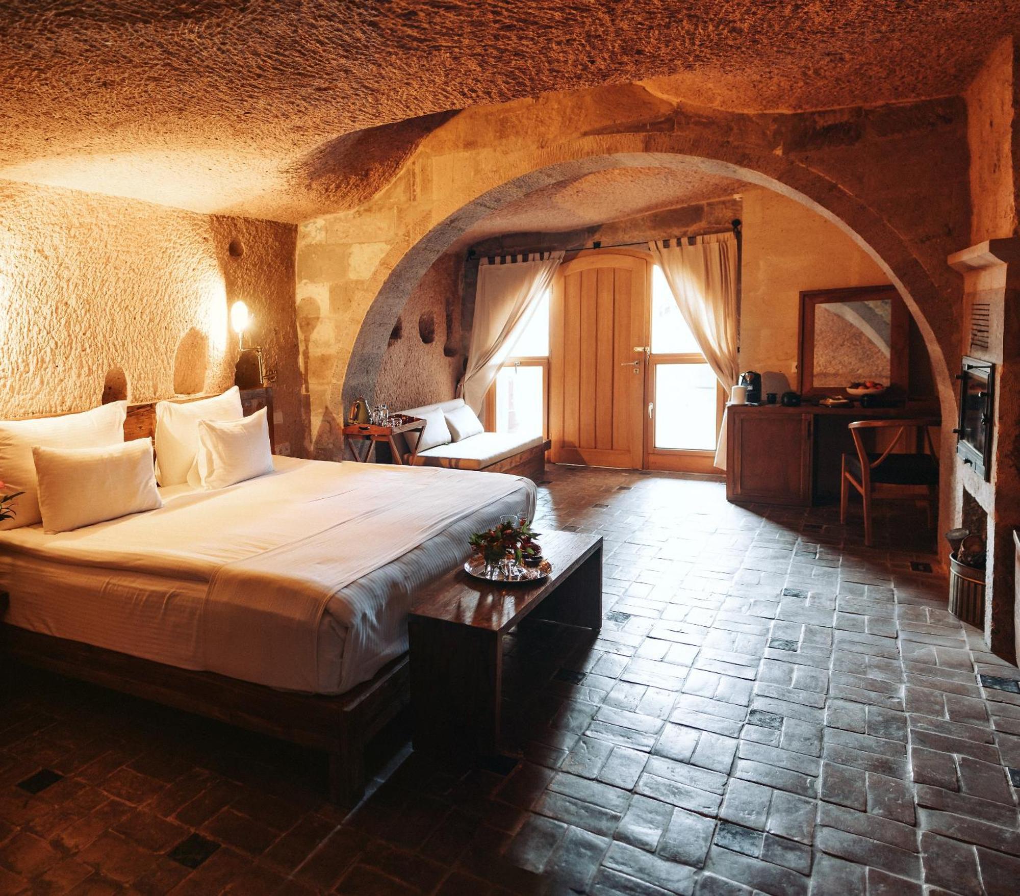 Hotel Millstone Cave