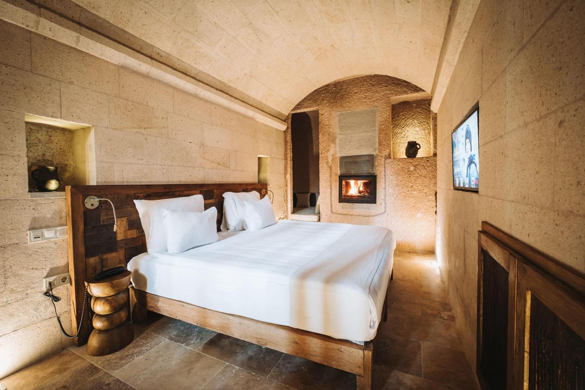 Millstone Cave Hotel